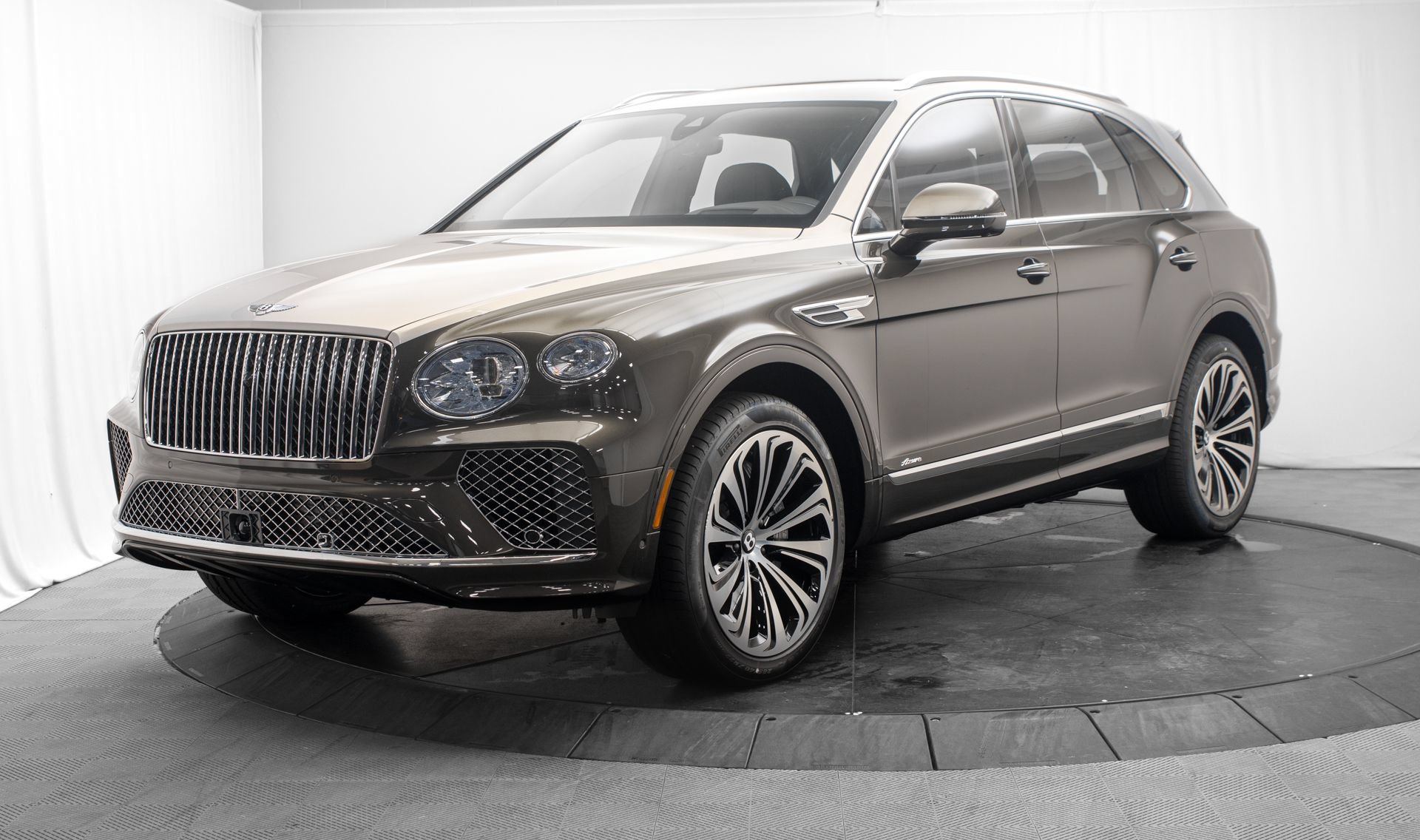 New 2026 Bentley Bentayga AWD/4WD image 7