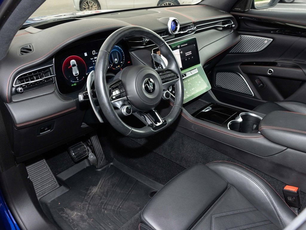 Used 2023 Maserati Grecale Modena image 2
