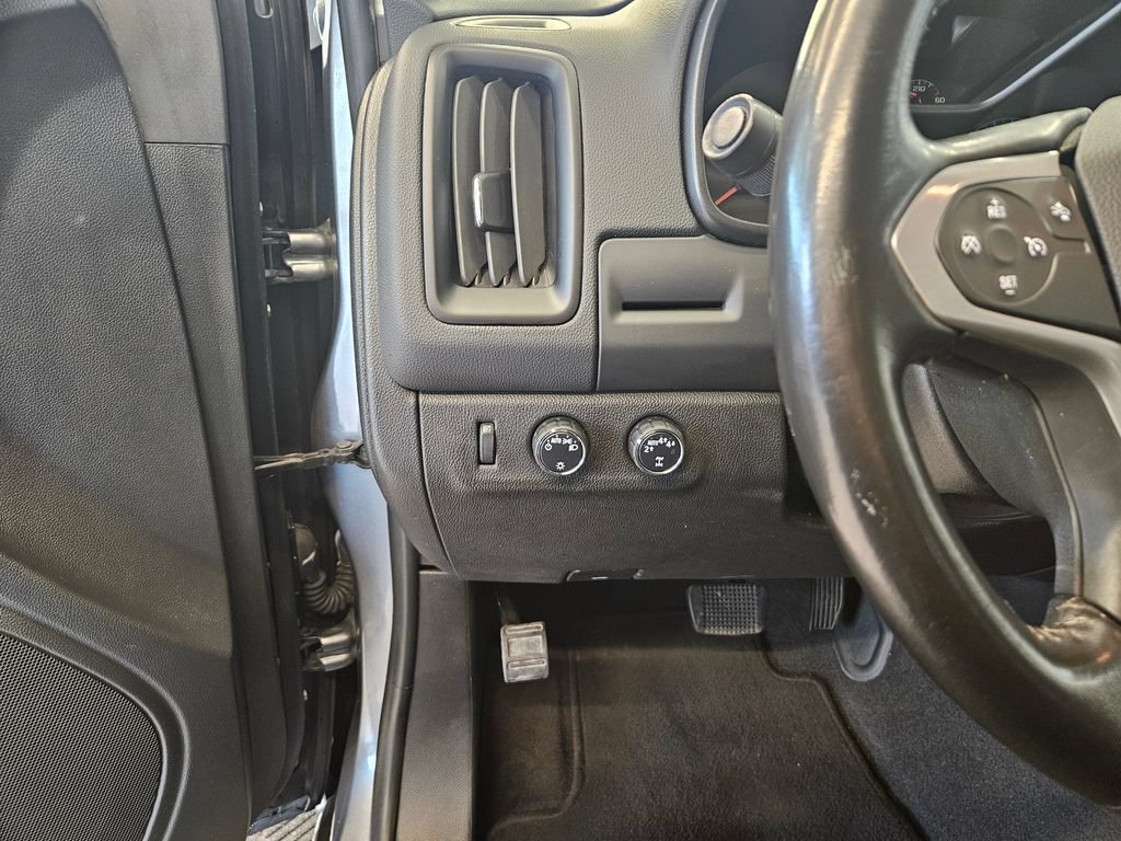 Used 2022 Chevrolet Colorado LT w/ Safety Package AWD/4WD image 14