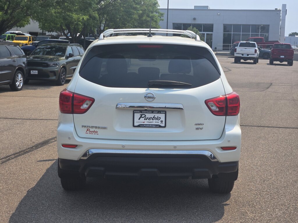 Used 2018 Nissan Pathfinder SV w/ Cargo Package AWD/4WD image 4