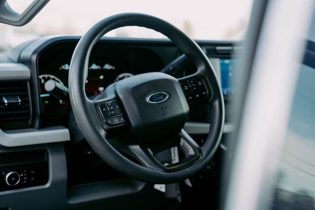 Used 2024 Ford F350 XLT image 17