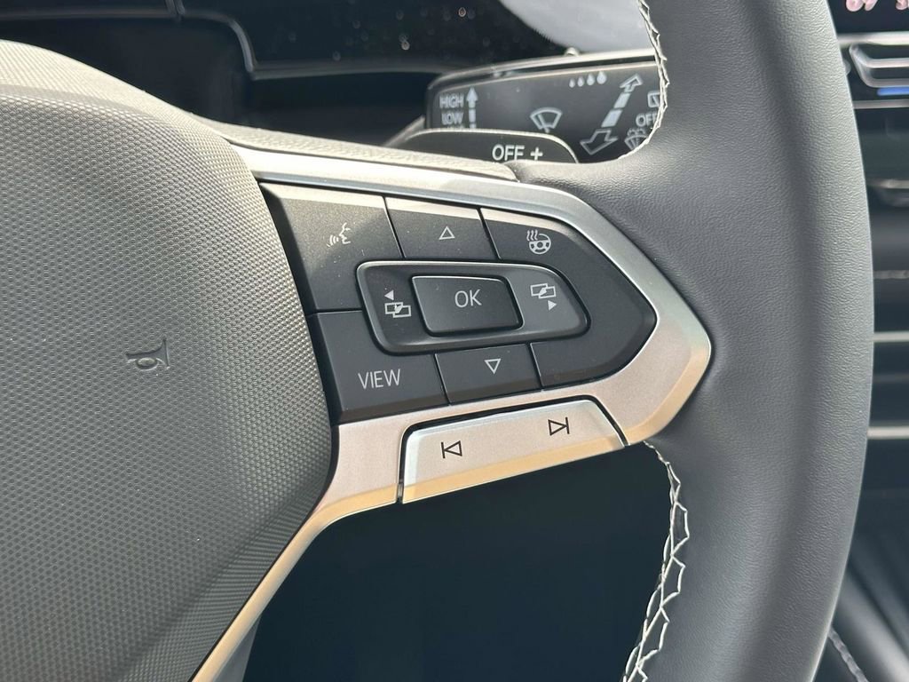 New 2026 Volkswagen Atlas Cross Sport SE image 18