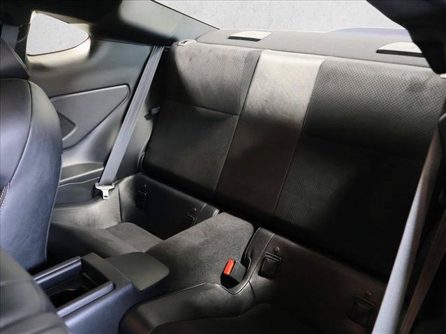 Used 2025 Toyota GR86 Premium w/ ALL Weather Mat Package (TMS) RWD image 19