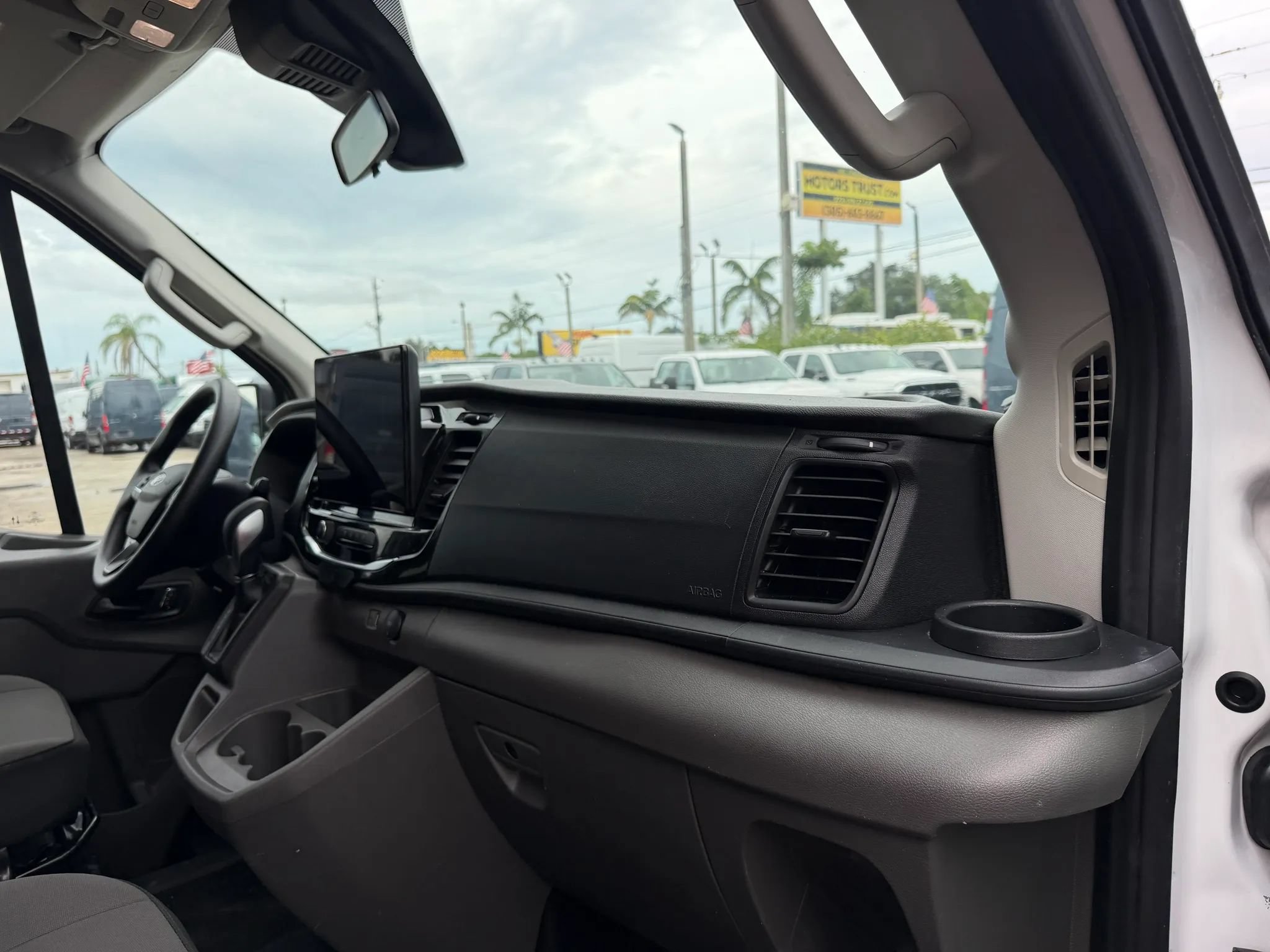 Used 2024 Ford Transit 350 148 Medium Roof Wagon RWD image 18