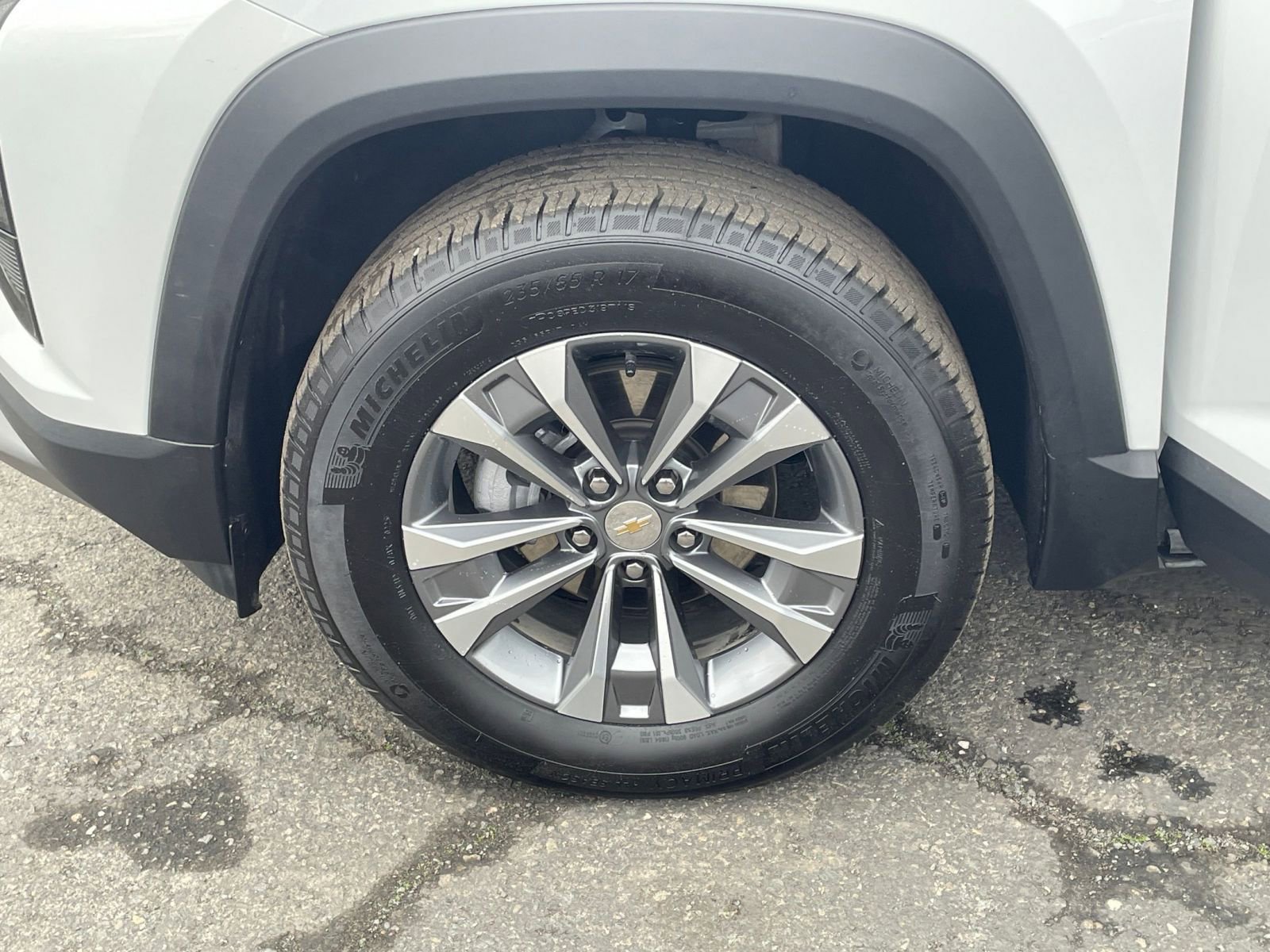 Used 2025 Chevrolet Equinox LT image 29