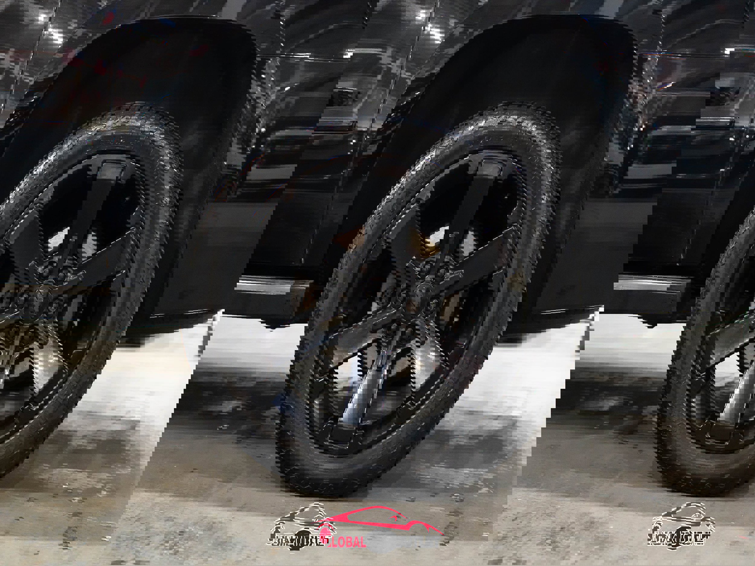 Used 2019 Chevrolet Suburban Premier w/ Premier Plus Edition image 12