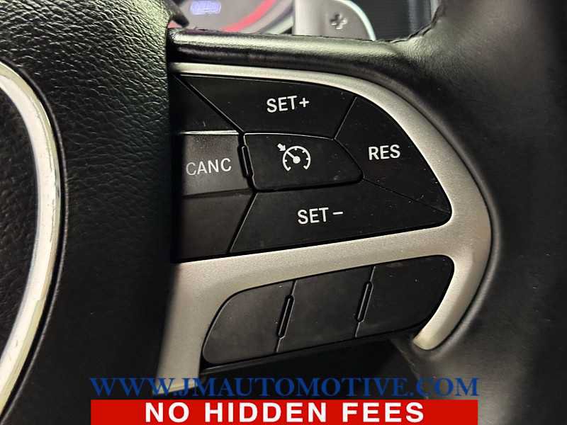 Used 2015 Dodge Charger SXT RWD image 41