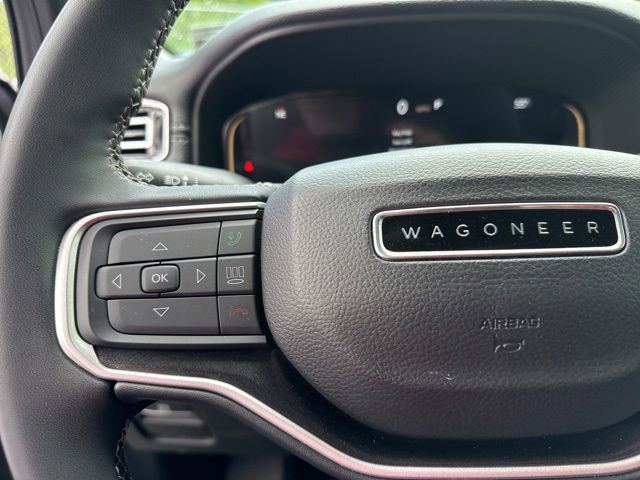 Used 2023 Jeep Wagoneer 4WD w/ Premium Group I image 38