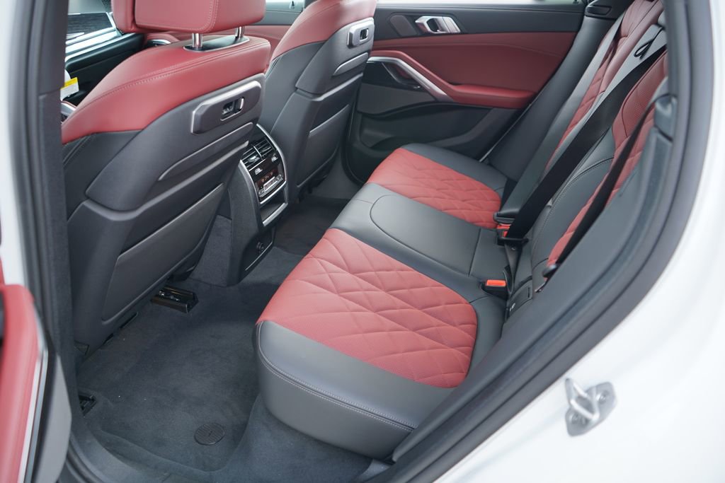 New 2026 BMW X6 xDrive40i image 19