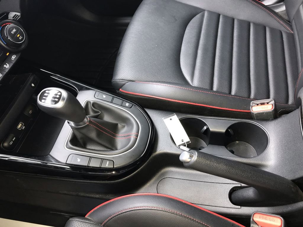 Used 2024 Kia Forte GT image 21