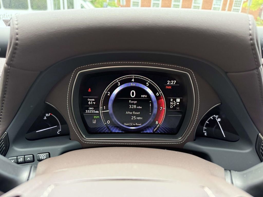 Used 2020 Lexus LS 500 w/ Interior Upgrade Package RWD image 30