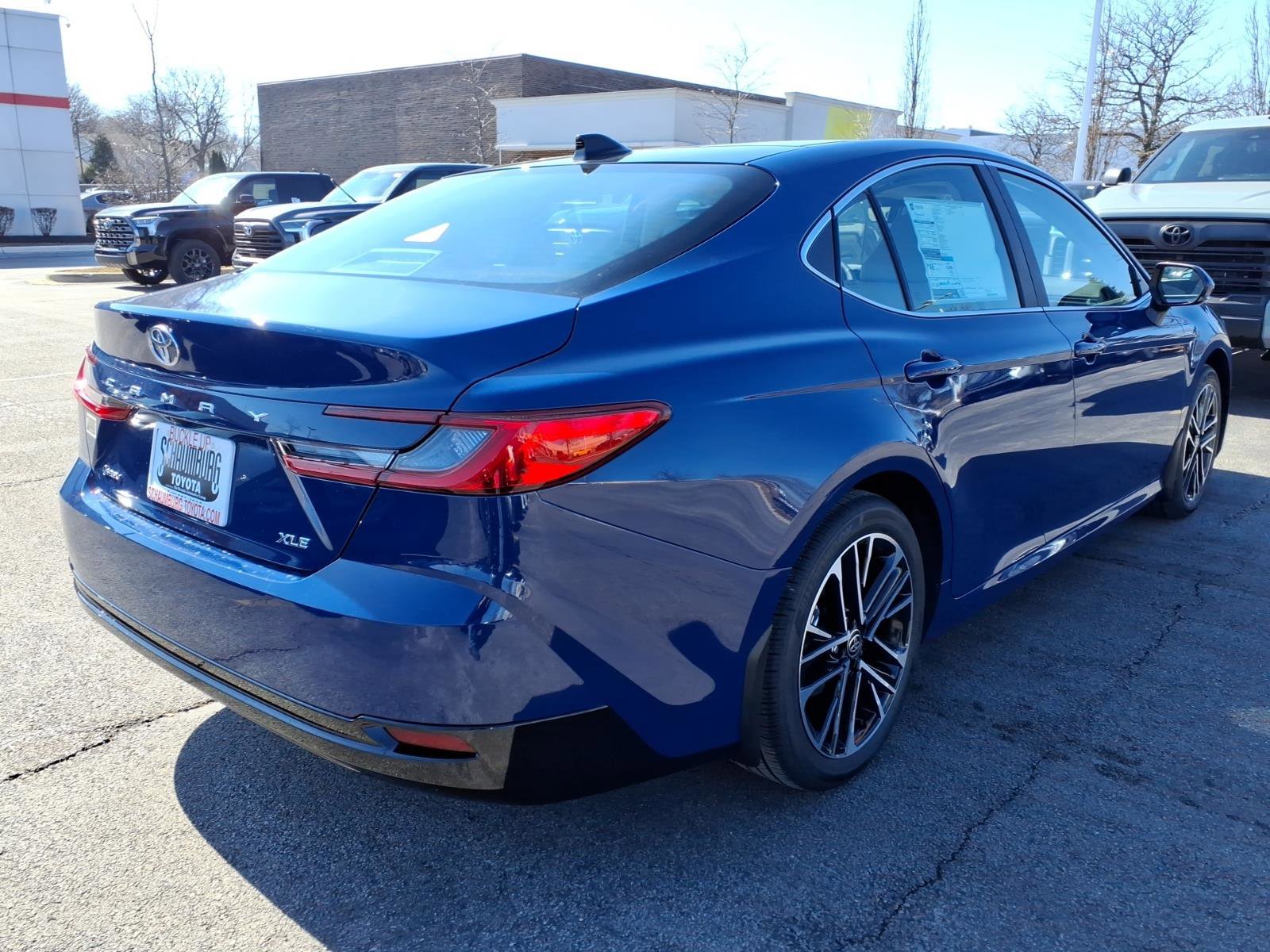 Used 2026 Toyota Camry XLE image 7