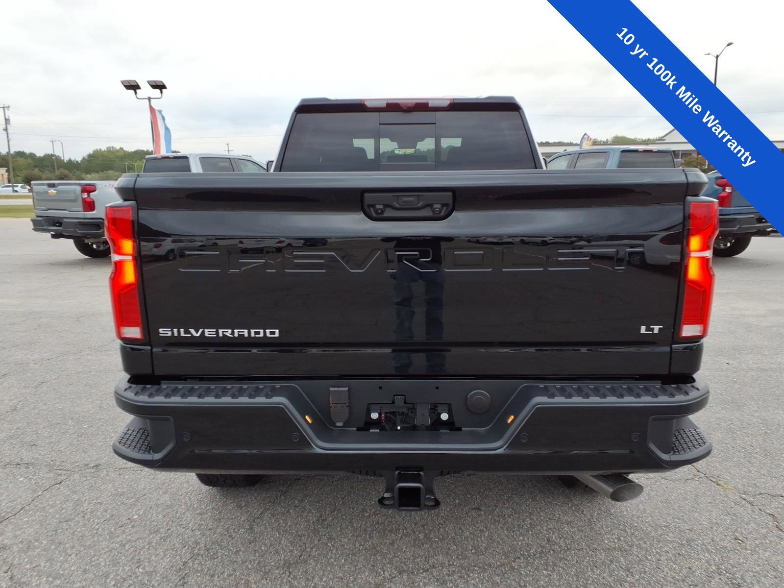 New 2026 Chevrolet Silverado 2500 LT w/ Z71 Chrome Sport Edition AWD/4WD image 4