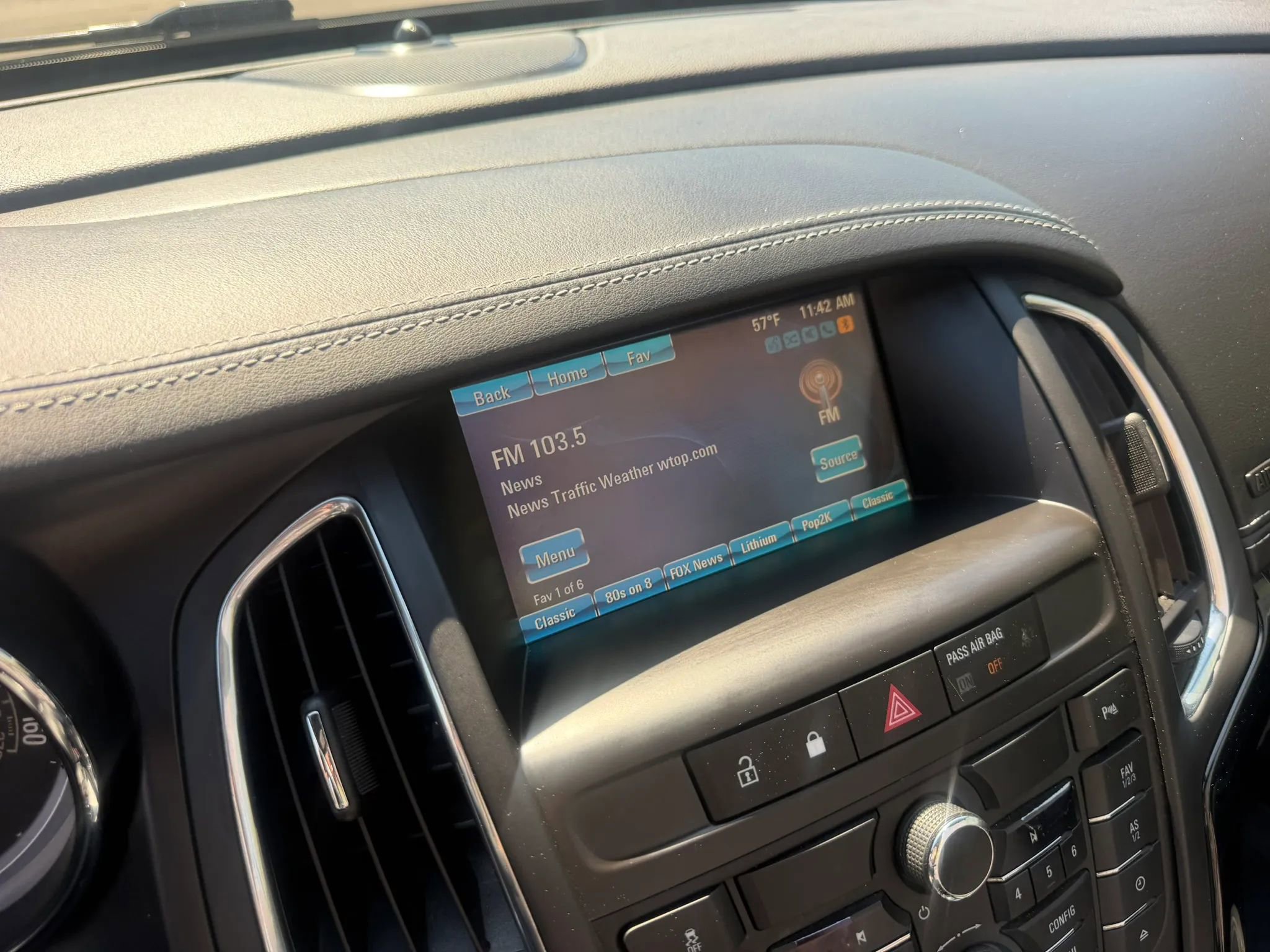 Used 2016 Buick Cascada image 23