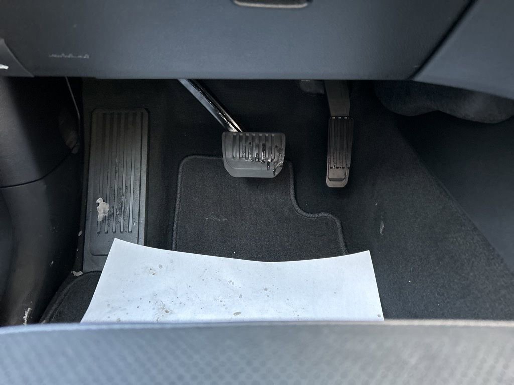 New 2025 Jeep Grand Cherokee Altitude image 14