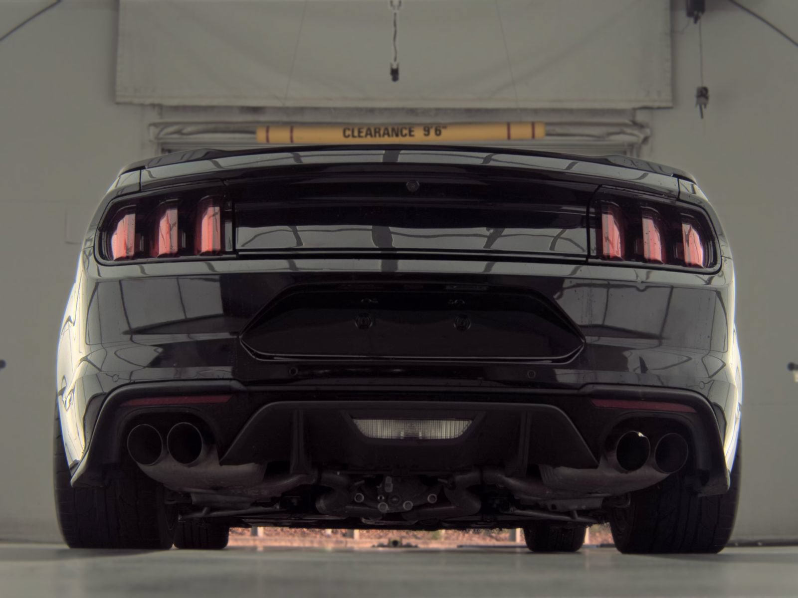 Used 2018 Ford Mustang GT RWD image 10