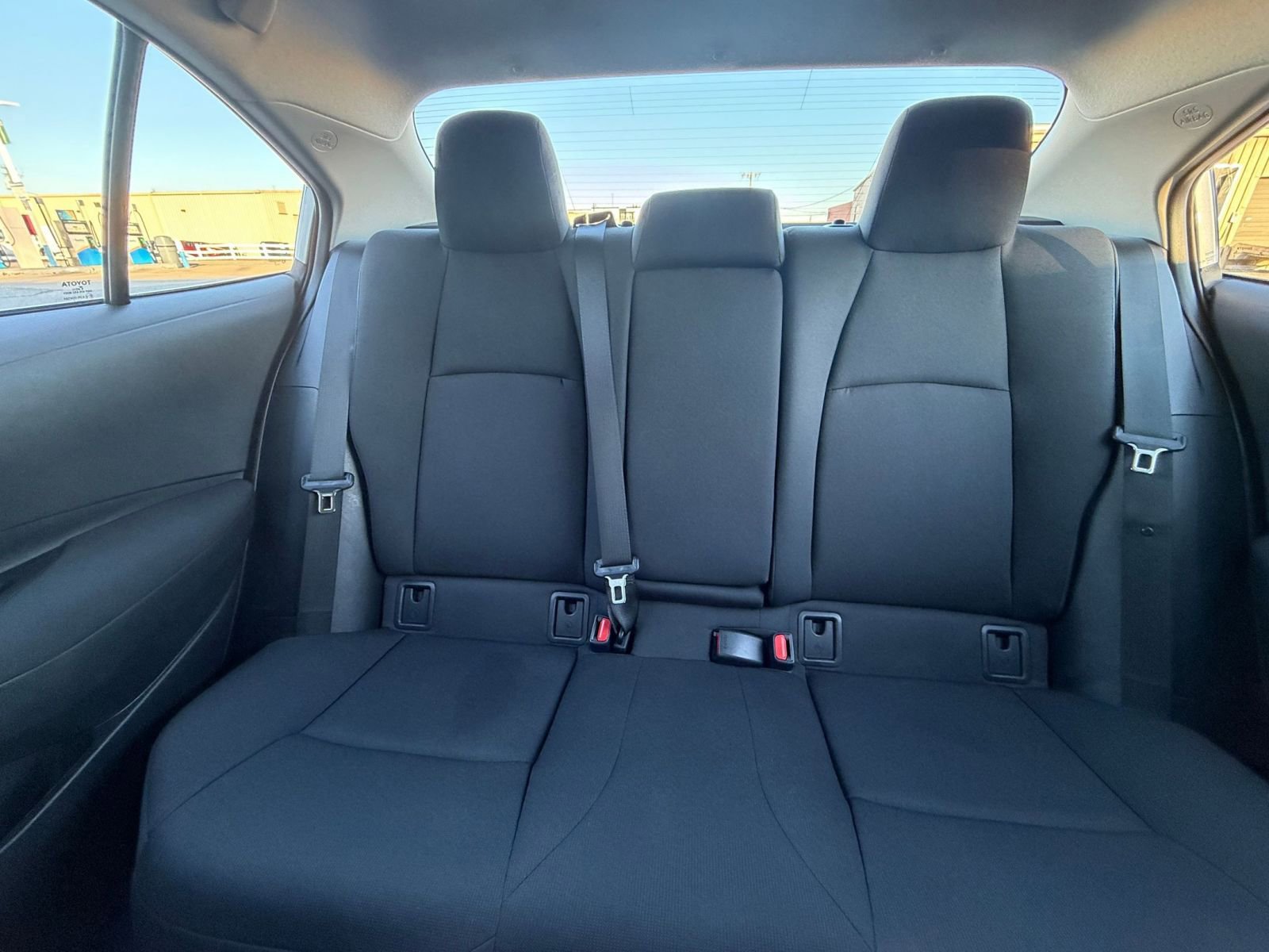 Used 2025 Toyota Corolla LE image 36