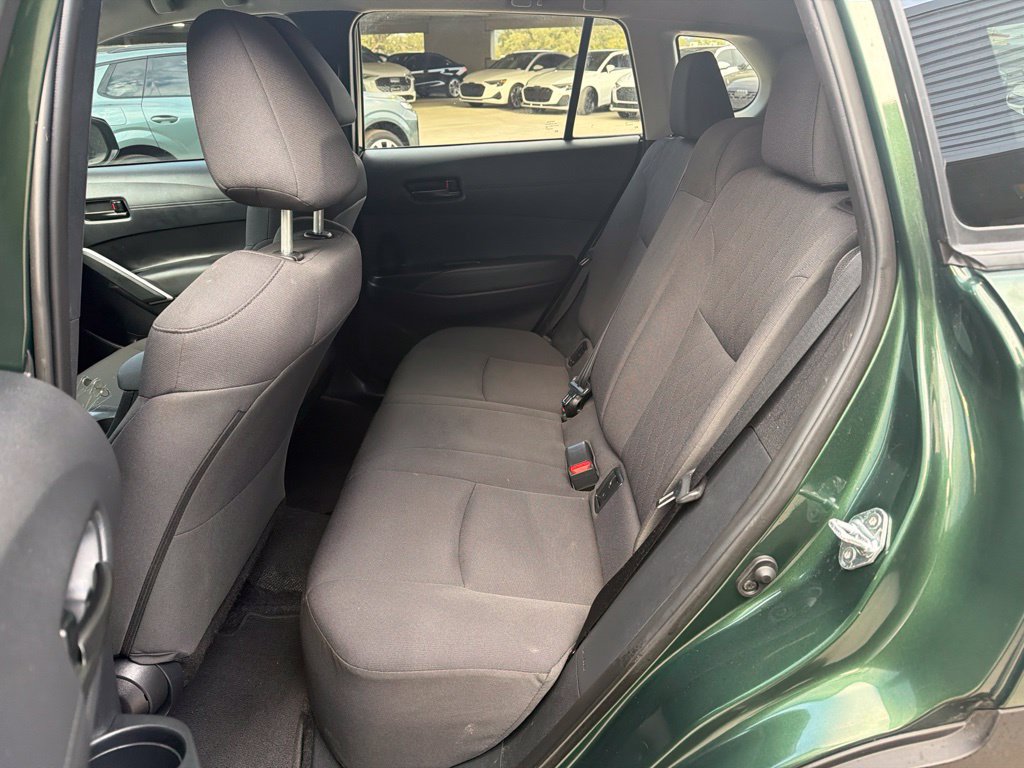 Used 2026 Toyota Corolla Cross LE FWD image 18