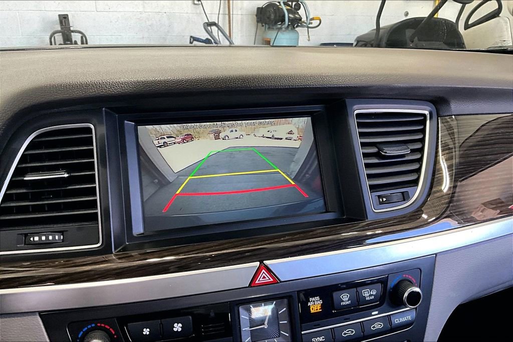 Used 2017 Genesis G80 3.8 AWD/4WD image 14