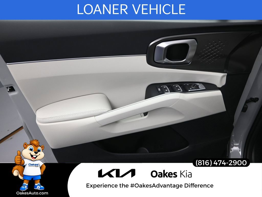Certified 2026 Kia Sorento S FWD image 9