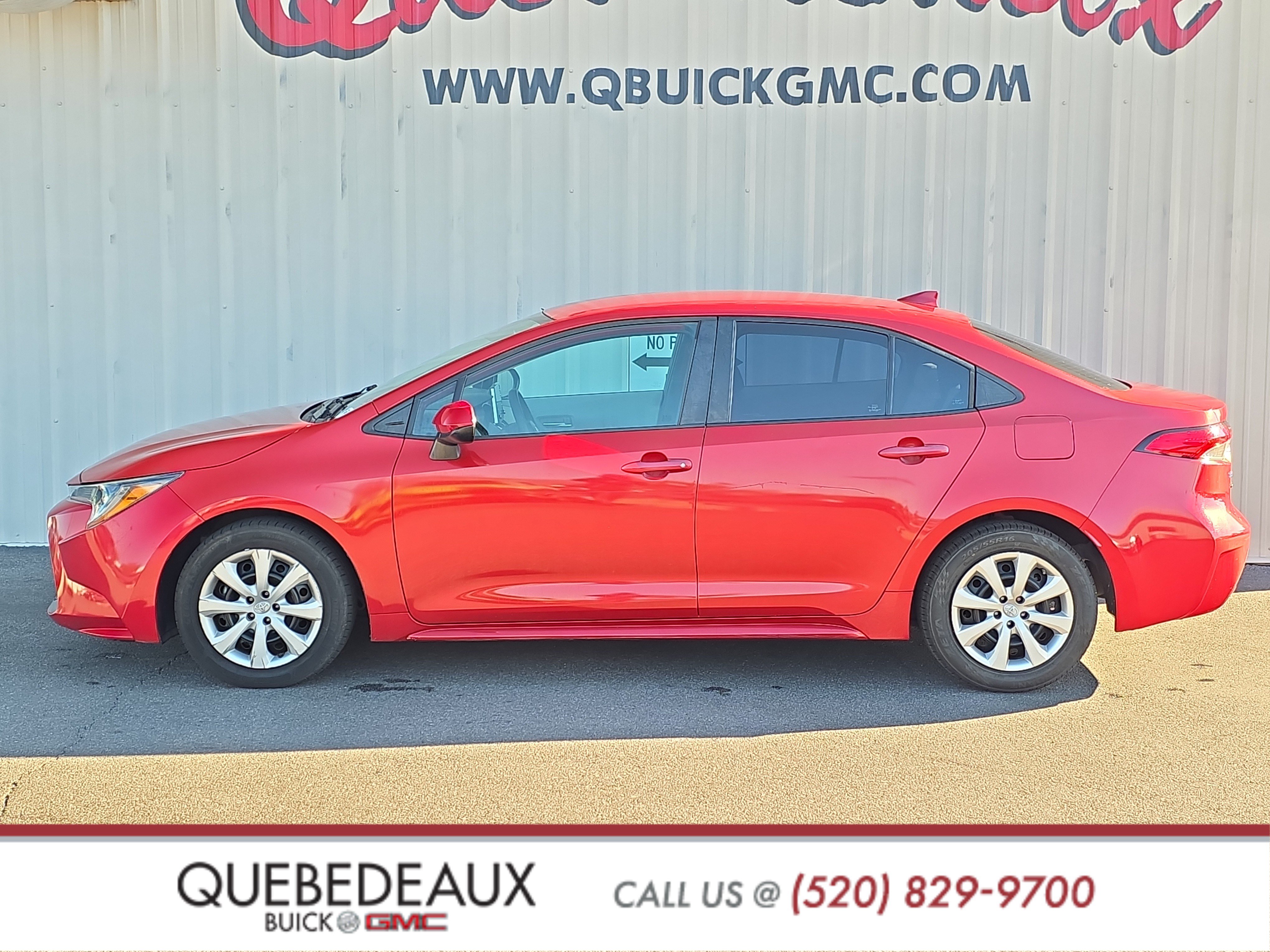 Used 2020 Toyota Corolla LE FWD image 4