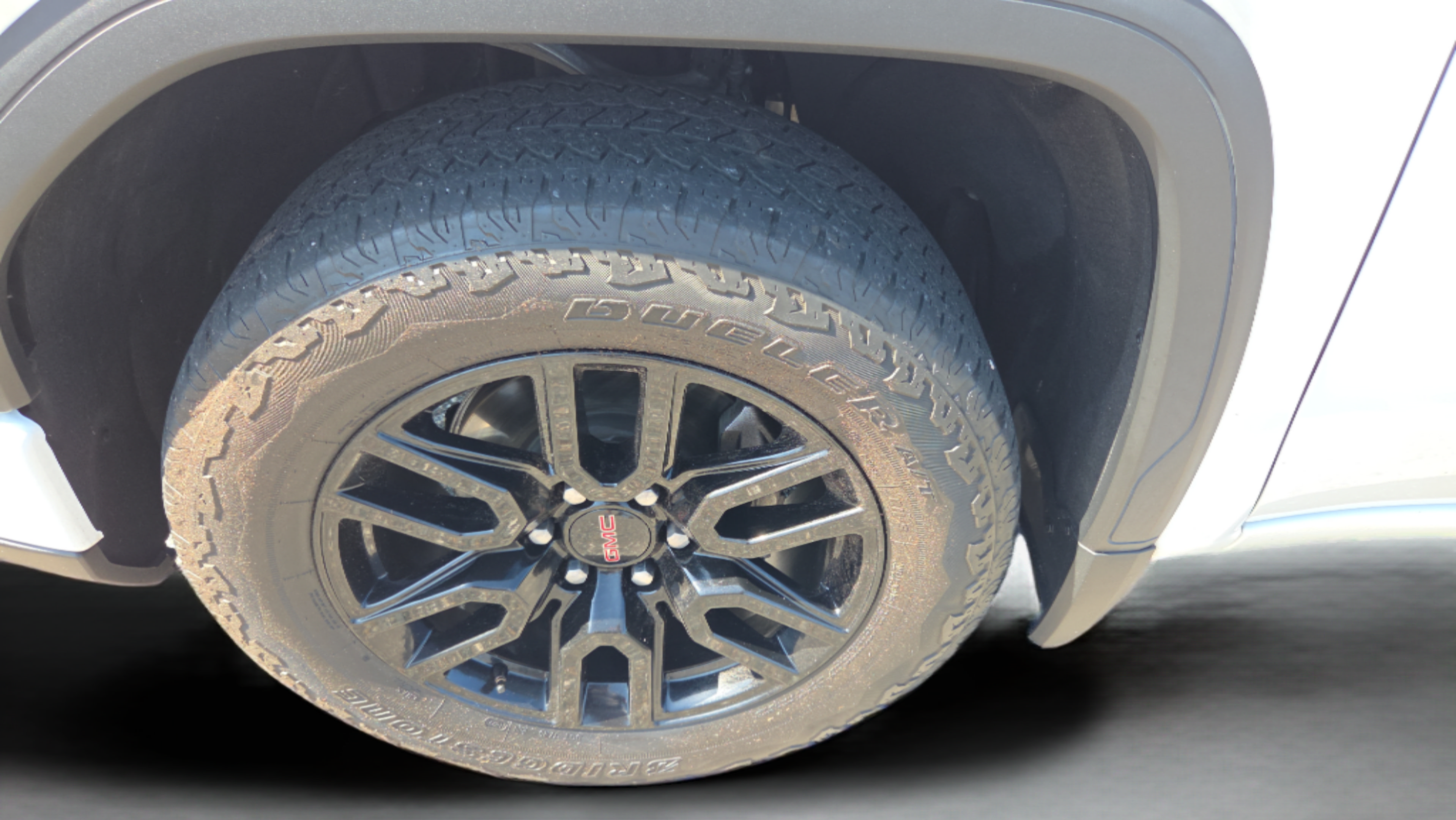 Used 2023 GMC Sierra 1500 Elevation AWD/4WD image 29