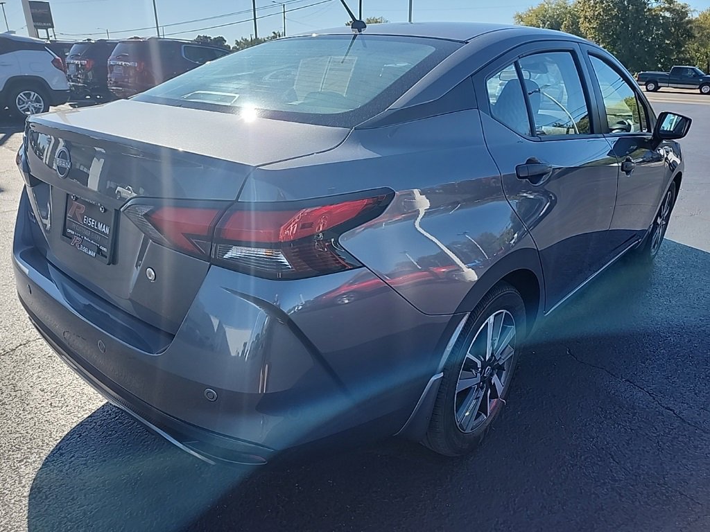 Used 2025 Nissan Versa S w/ S Plus Package image 3