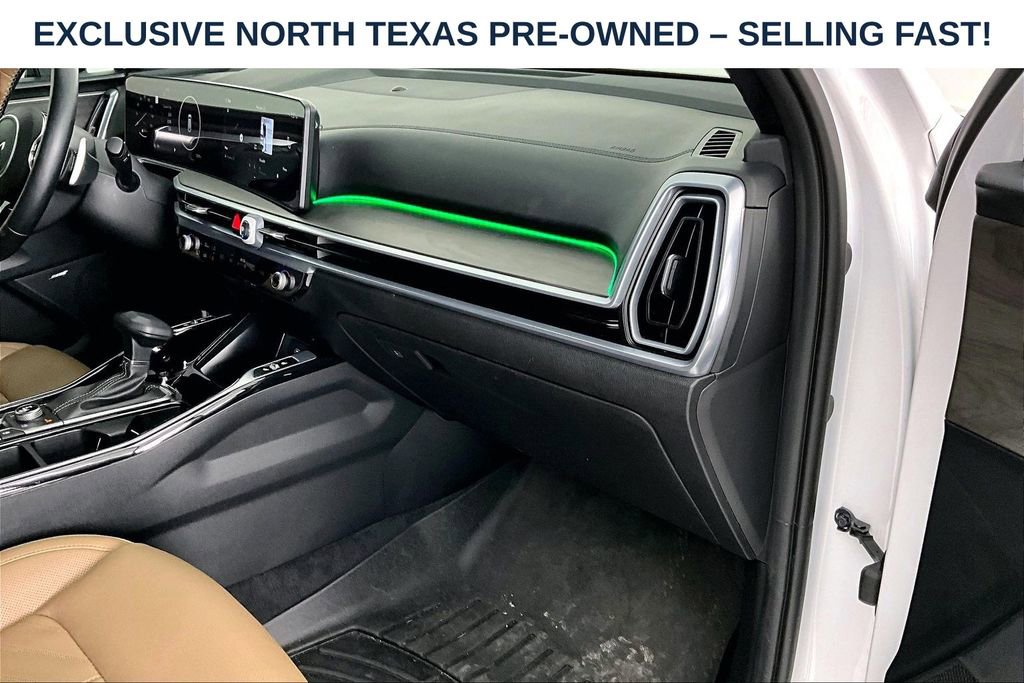 Used 2025 Kia Sorento SX Prestige w/ Olive Brown Leather Package AWD/4WD image 21
