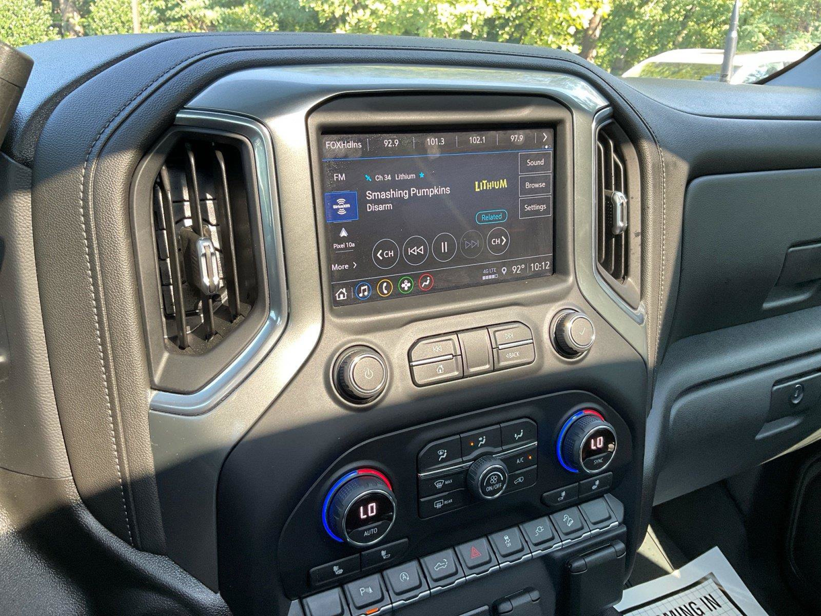 Used 2021 Chevrolet Silverado 1500 LT Trail Boss w/ Convenience Package II AWD/4WD image 23