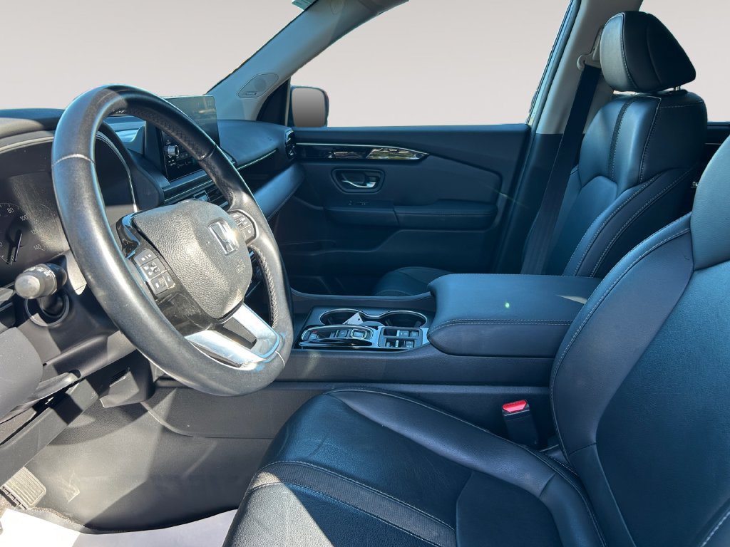Certified 2024 Honda Pilot Touring image 9