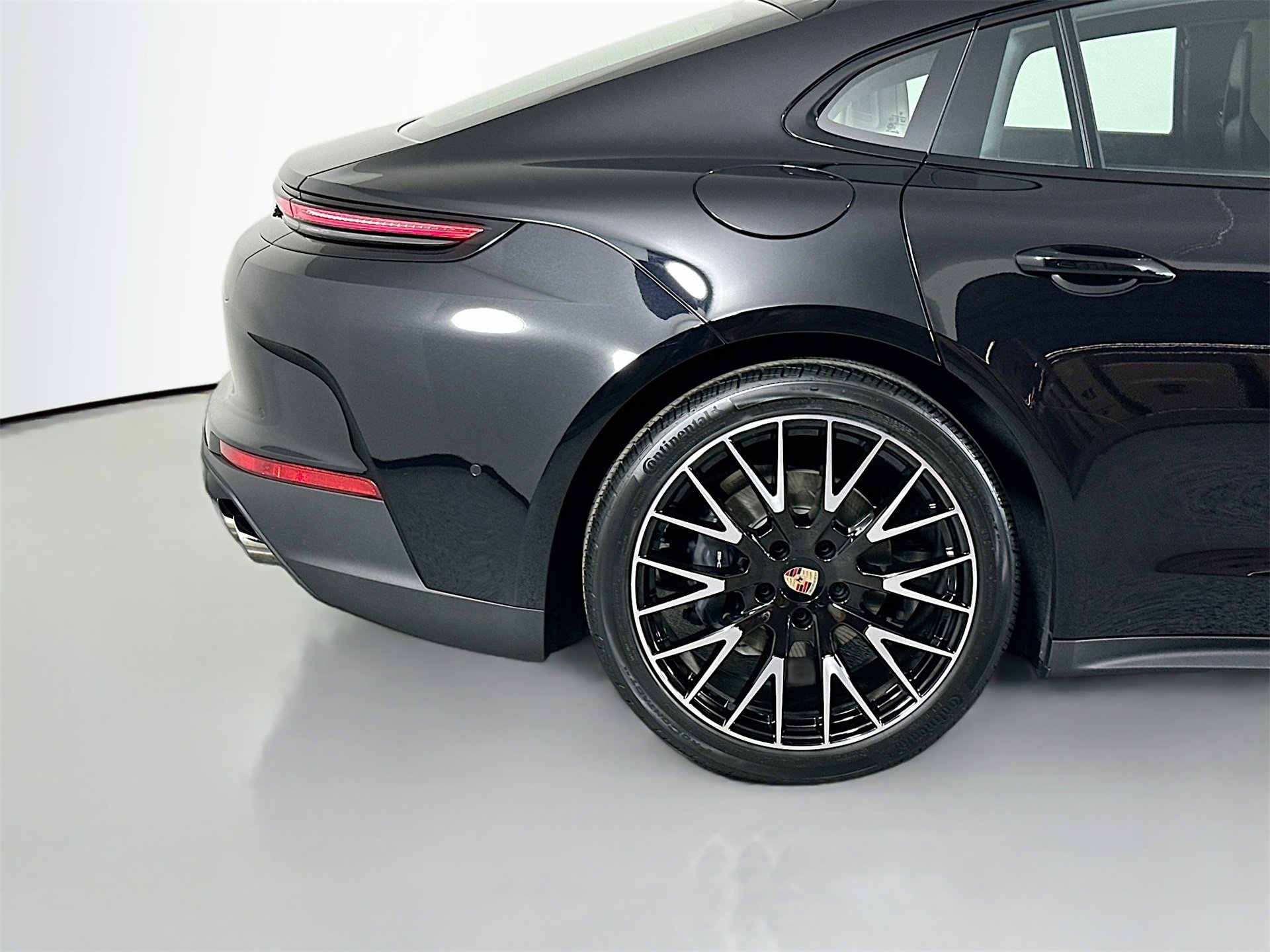 New 2026 Porsche Panamera 4 image 13