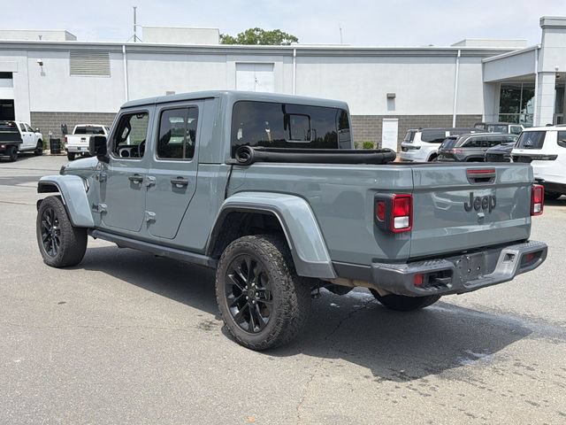 Used 2024 Jeep Gladiator Sport AWD/4WD image 11