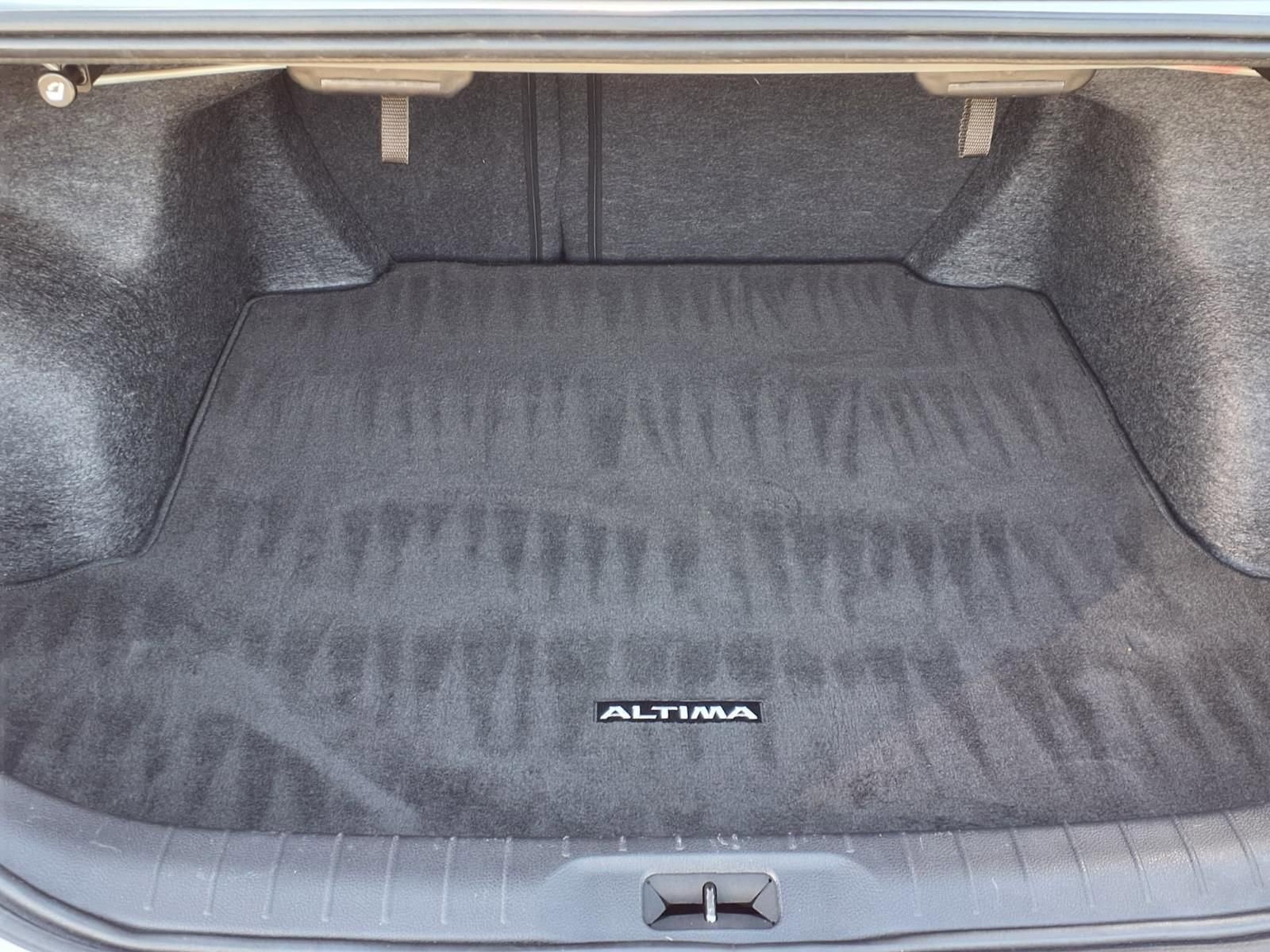 Used 2024 Nissan Altima 2.5 SR w/ SR Premium Package image 13