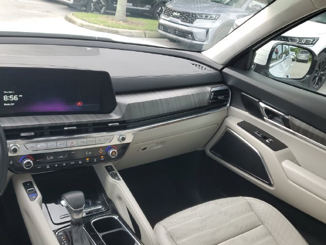Certified 2023 Kia Telluride SX Prestige AWD/4WD image 16