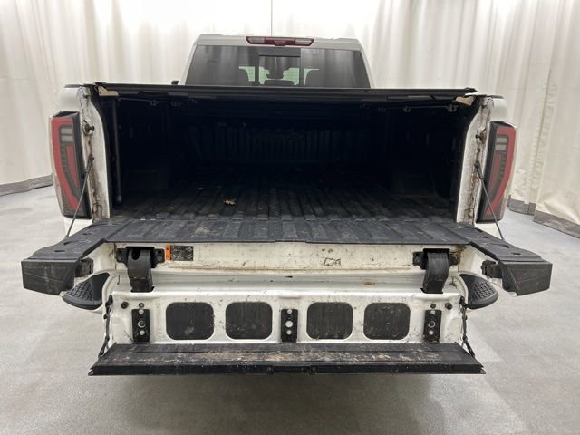 Used 2024 GMC Sierra 3500 AT4 w/ AT4 Premium Plus Package AWD/4WD image 36
