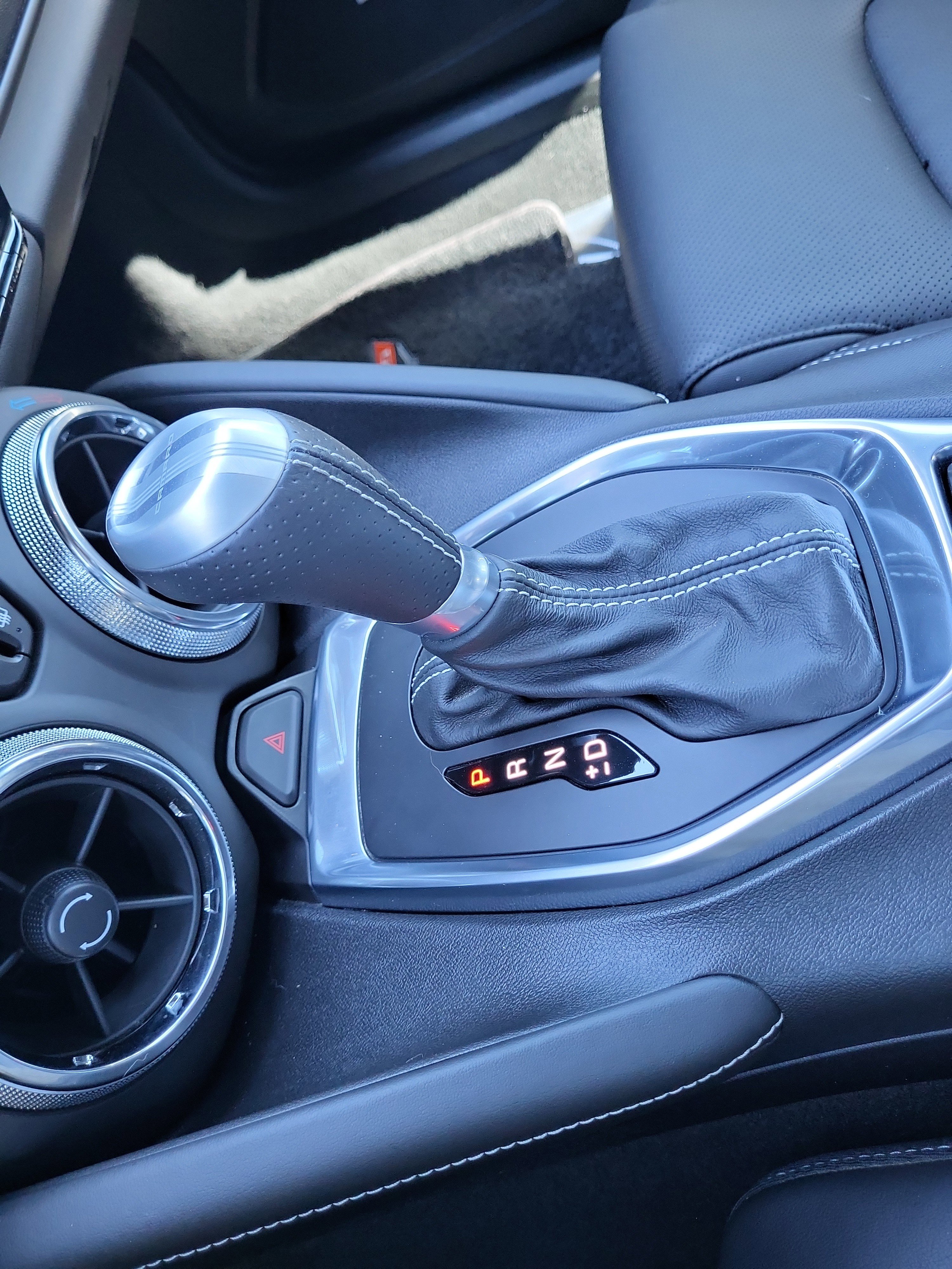 Used 2017 Chevrolet Camaro SS image 11