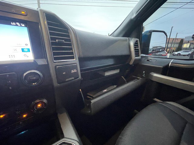 Used 2018 Ford F150 Raptor w/ Equipment Group 802A Luxury image 31