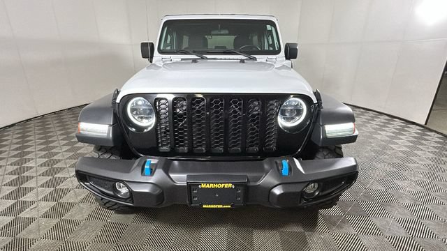 Used 2023 Jeep Wrangler Unlimited w/ Cold Weather Group AWD/4WD image 7