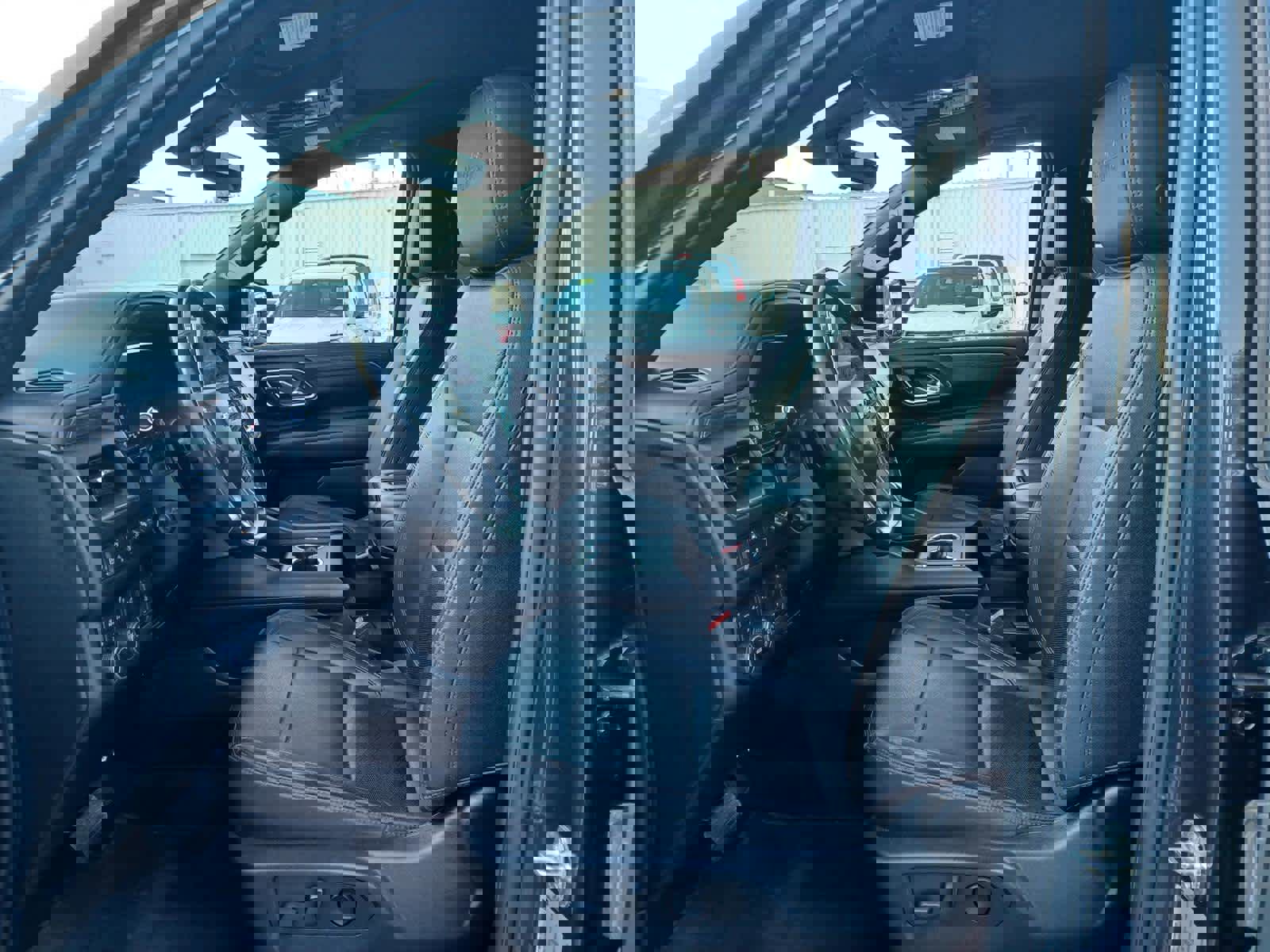 Used 2022 Chevrolet Tahoe High Country w/ Premium Package image 7