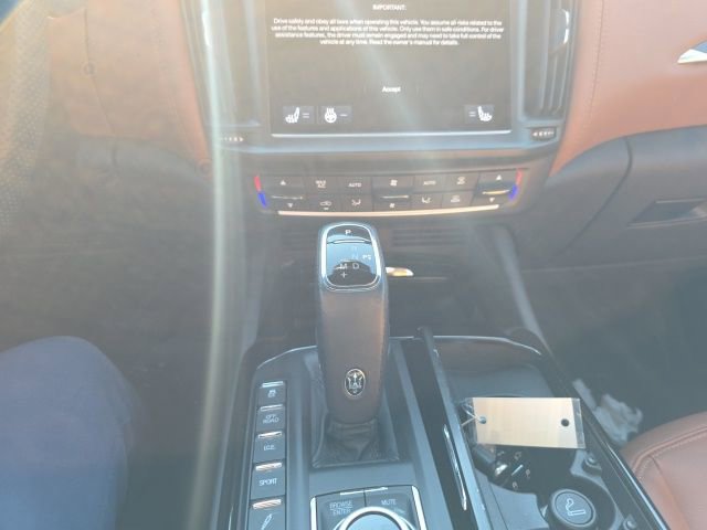 Used 2023 Maserati Levante GT image 18