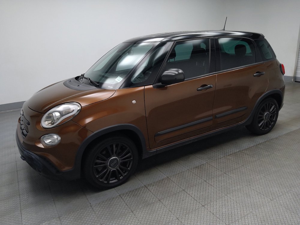 Used 2020 FIAT 500L Trekking w/ Popular Equipment Group FWD image 2