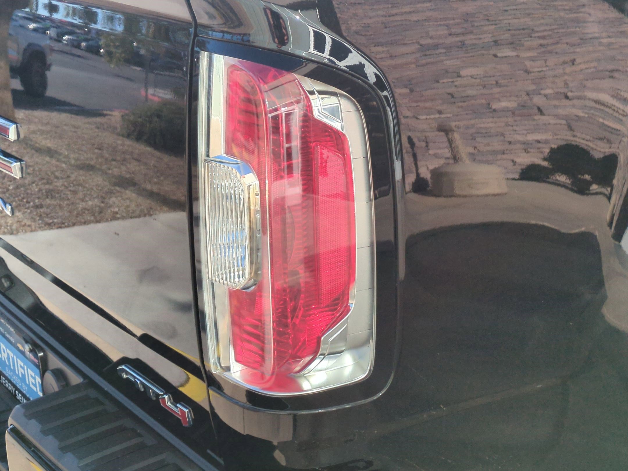 Certified 2021 GMC Canyon AT4 w/ Driver Alert Package image 11