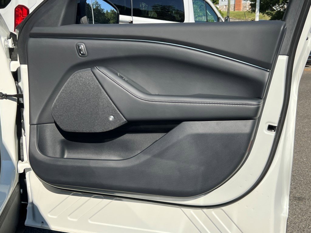 New 2025 Ford Mustang Mach-E Premium image 6