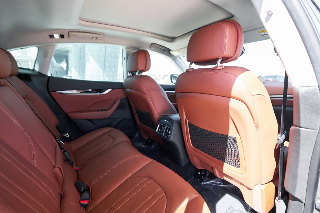 Used 2022 Maserati Levante GT image 23