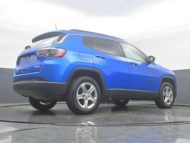 Used 2024 Jeep Compass Latitude AWD/4WD image 49