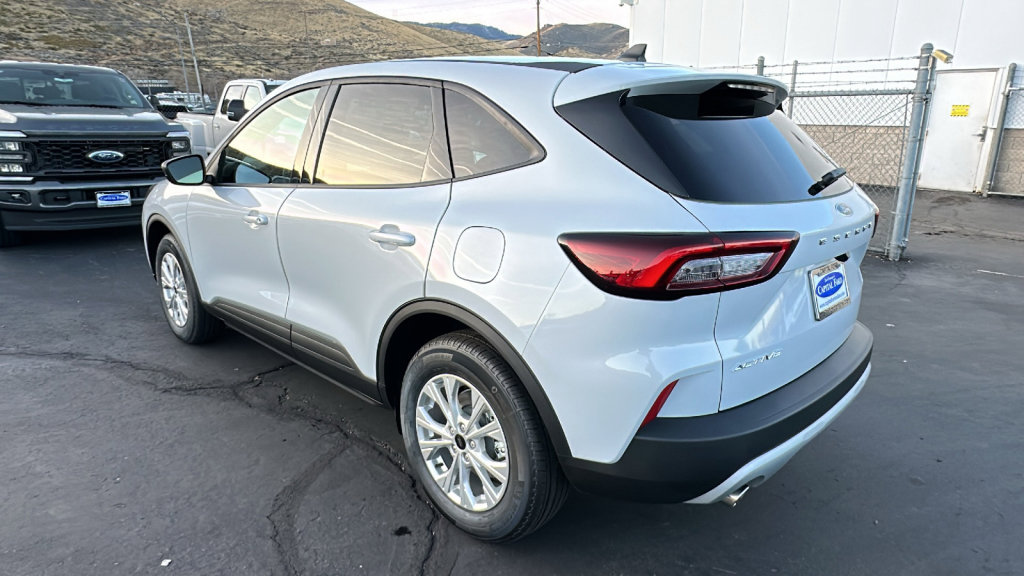 New 2026 Ford Escape Active image 5