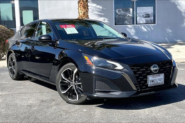 Used 2024 Nissan Altima 2.5 SR image 12