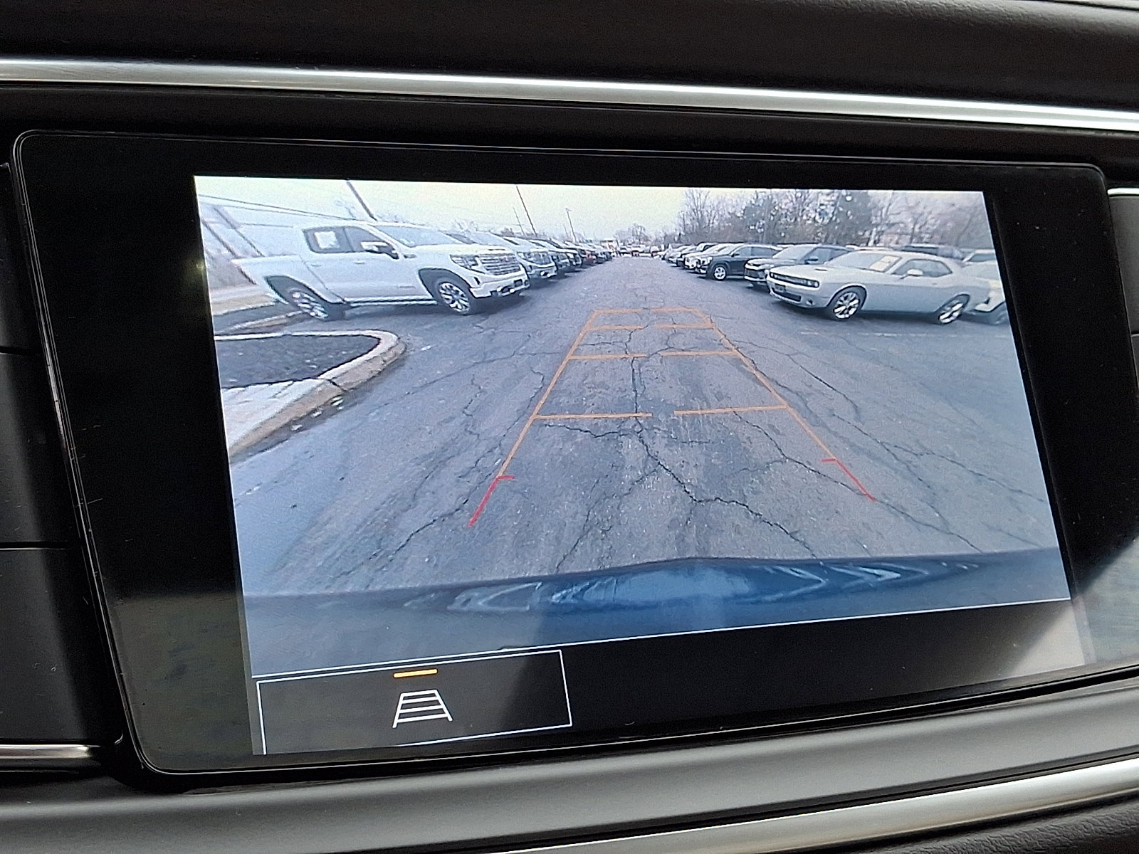 Used 2023 Buick Enclave Essence w/ Experience Buick Package image 20