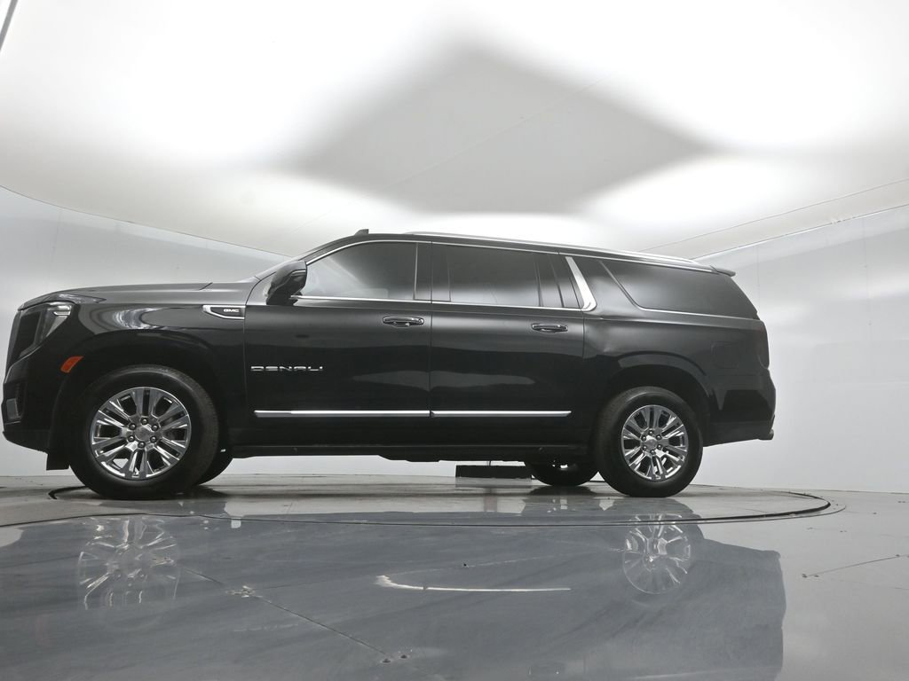 Used 2021 GMC Yukon XL Denali AWD/4WD image 51