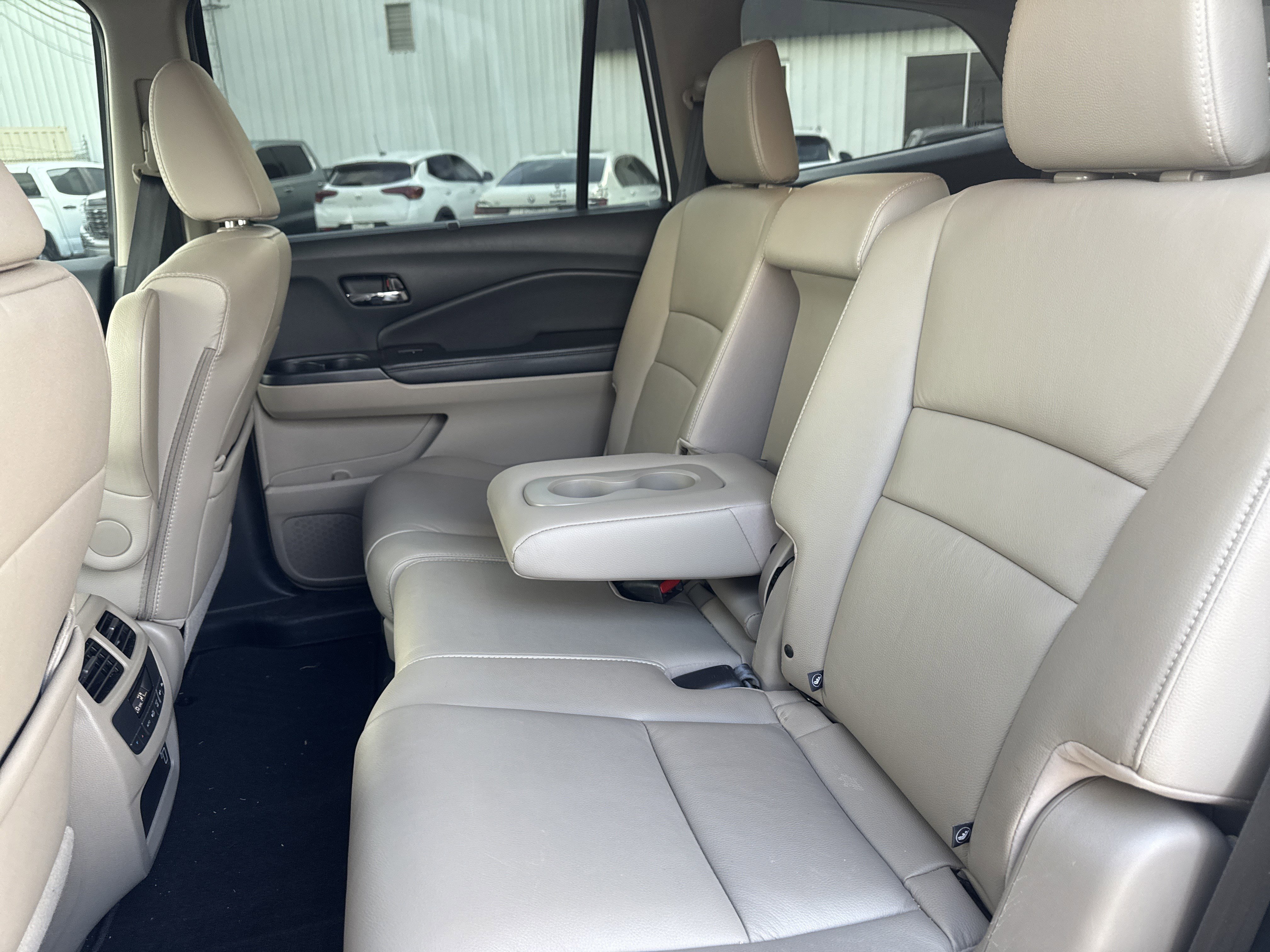 Used 2022 Honda Pilot EX-L image 9